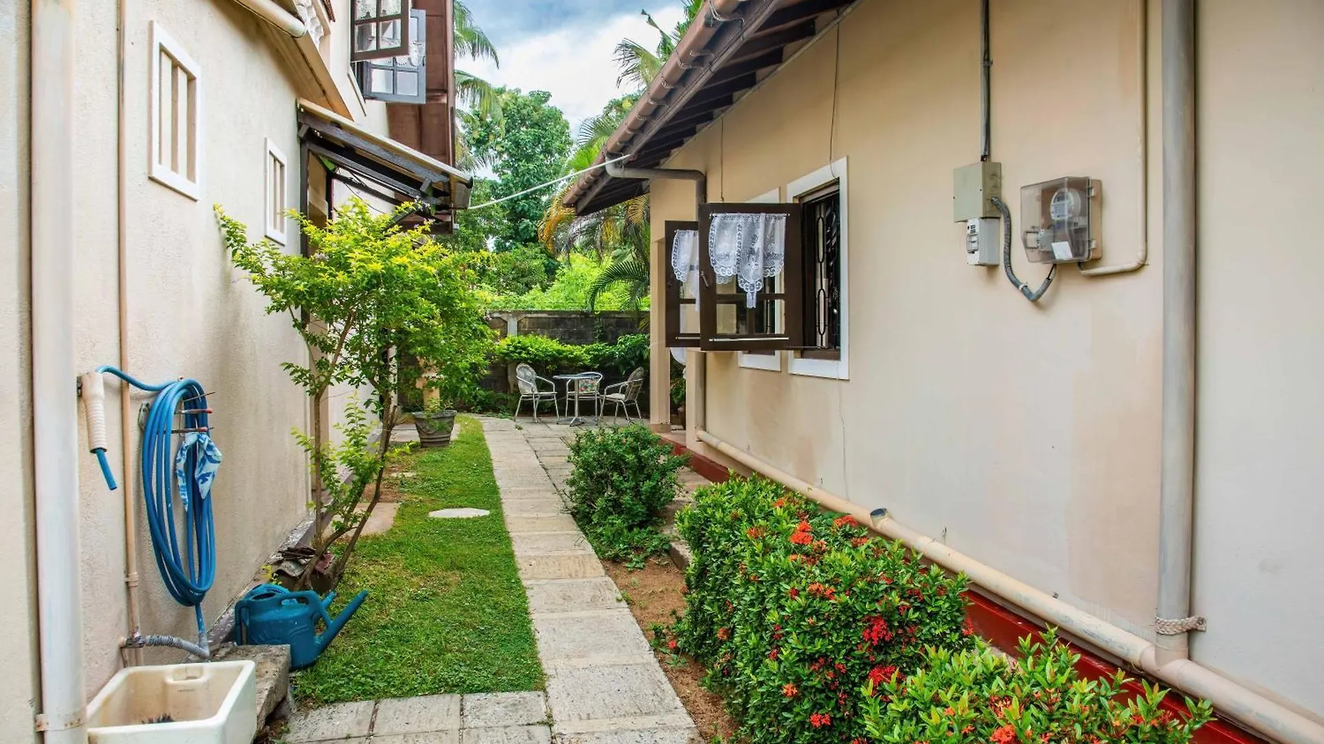 Fuchs Villas Негомбо